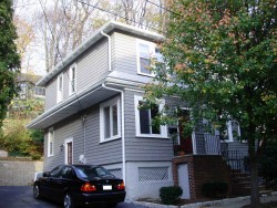 37 Playstead Rd, Newton, MA 02458 exterior