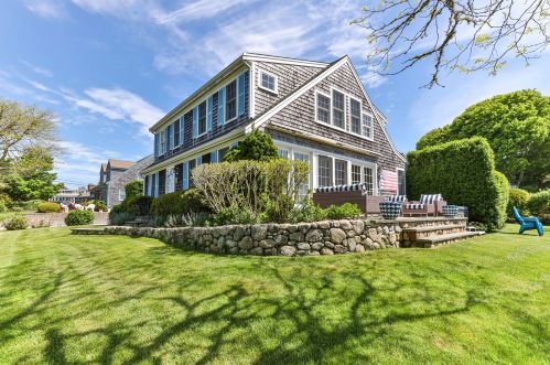 121 Oyster Pond Furlong St, Chatham, MA 02633 exterior