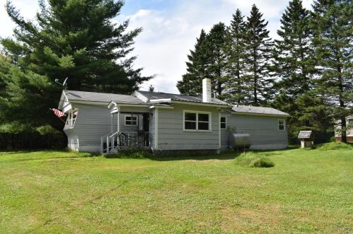 291 Park St, Springfield, ME 04487 exterior
