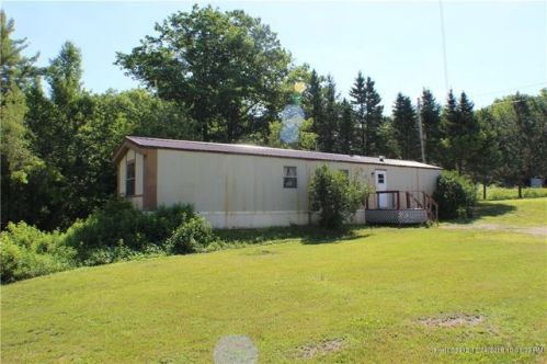 36 Main St, Baileyville, ME 04694 exterior