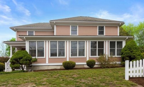 14 Worcester St, Bridgewater, MA 02324 exterior