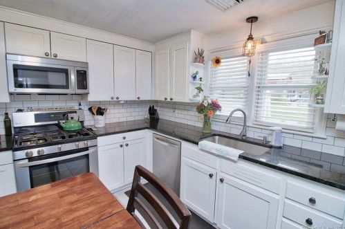 159 Smith Rd, Litchfield, CT 06787 exterior