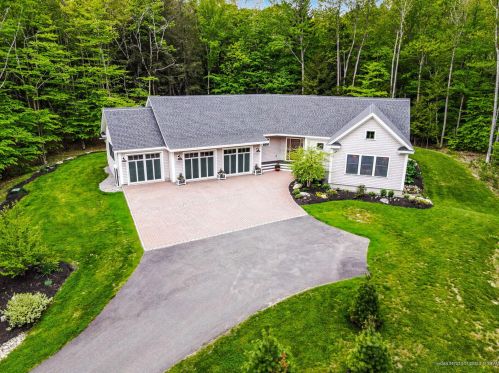 28 North Trl, Brunswick, ME 04011 exterior