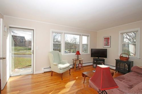 12 Whitlock Ave, Bethel, CT 06801 exterior