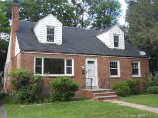 67 Gerard St, Manchester, CT 06040 exterior