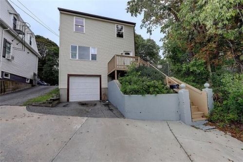 21 Laban St, Providence, RI 02909 exterior