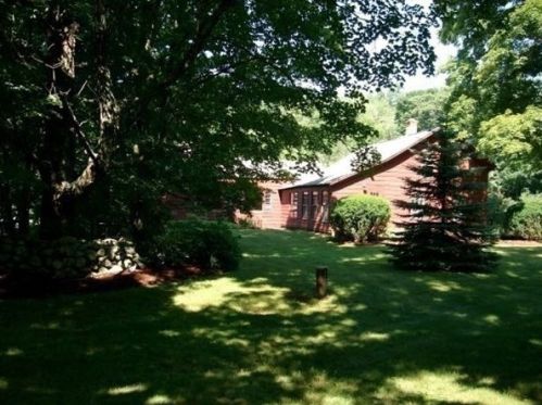 1352 Brookfield Rd, Oakham, MA 01068 exterior