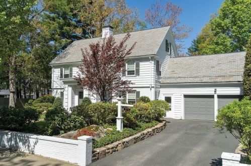 271 Greenwood St, Newton, MA 02459 exterior