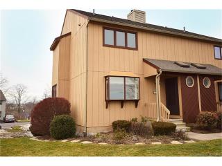 175 Skyview Dr, Cromwell, CT 06416 exterior