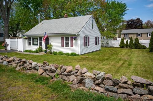 168 Rinaldo Rd, Weymouth, MA 02191 exterior