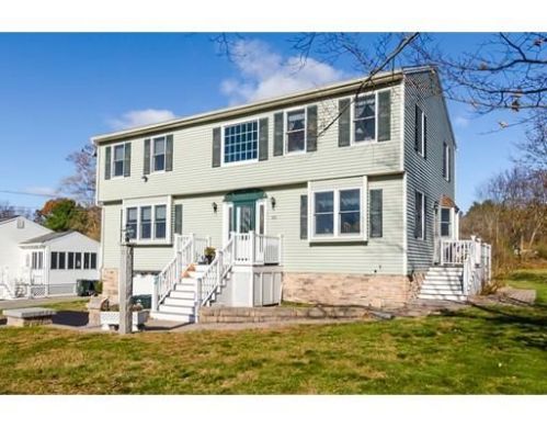 23 Raven Rd, Dracut, MA 01826 exterior