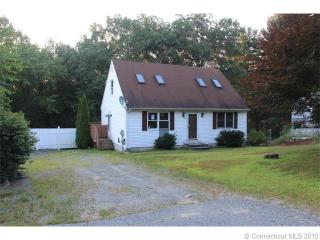 67 Kenneth Dr, Killingly, CT 06241 exterior