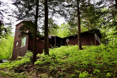 56 Upper Craney Hill Rd, Weare, NH 03281 exterior