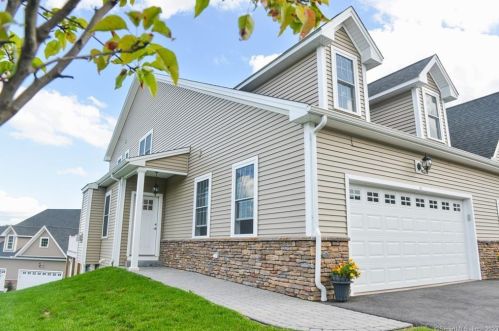 49 Brookview Cir, Bristol, CT 06010 exterior