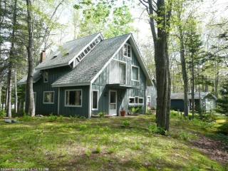 48 Meadow Point Rd, Ellsworth, ME 04605 exterior