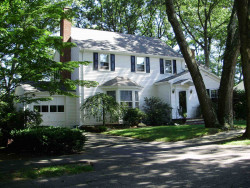 45 Burdean Rd, Newton, MA 02459 exterior