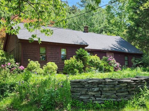 407 Riverside Dr, Fabyan, CT 06255 exterior