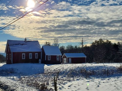 233 Goose Pond Rd, Canaan, NH 03741 exterior