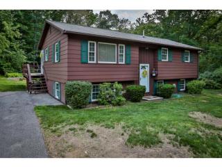 20 Waterville Dr, Merrimack, NH 03054 exterior
