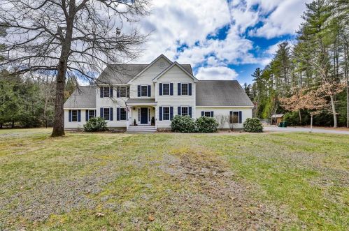 73 Pepperell Rd, Brookline, NH 03033 exterior