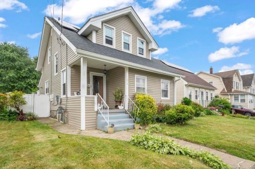 186 Soundview Ave, Stratford, CT 06615 exterior