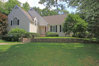 48 Marvin Ridge Pl, Wilton, CT 06897 exterior