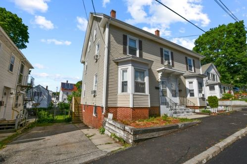 38 Union St, Woburn, MA 01801 exterior