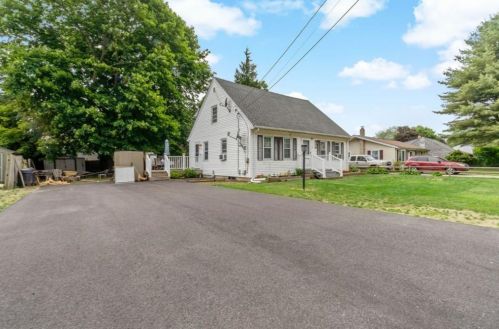 19 Pontiac Rd, Narragansett, RI 02882 exterior