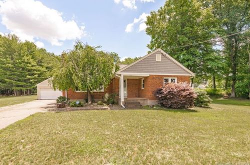38 Long Hill St, Hartford, CT 06108 exterior
