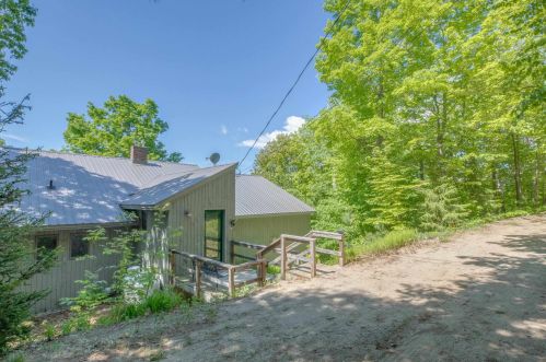 60 Weetamoo Trl, Campton, NH 03223 exterior