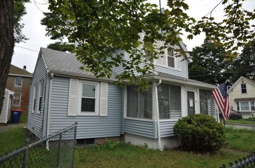 39 Central Ave, Wareham, MA 02571 exterior