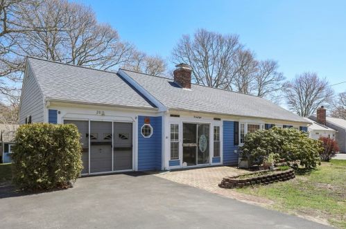 28 Trowbridge Path, Yarmouth, MA 02673 exterior