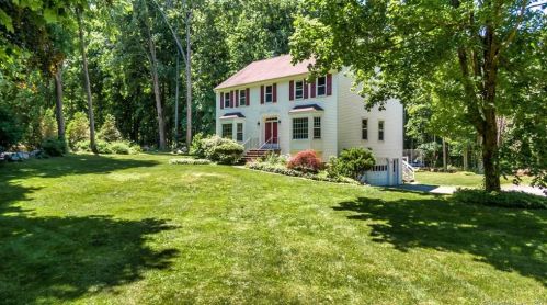 235 Salem Rd, Ridgefield, CT 06877 exterior