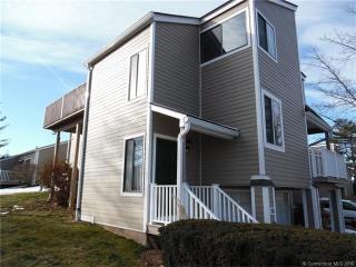 347 Walden Green Rd, Branford, CT 06405 exterior