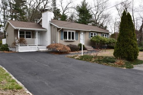 12 Sheffield Dr, Billerica, MA 01821 exterior