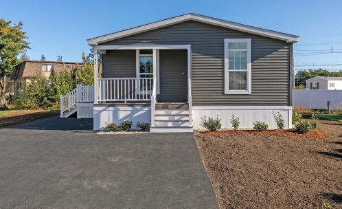 11 Hagop Rd, Salem, NH 03079 exterior