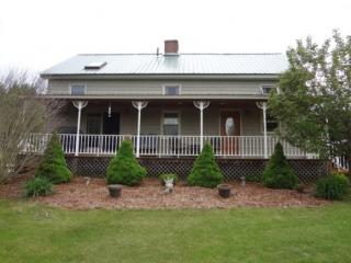 599 Newton Rd, Vernon, VT 05354 exterior