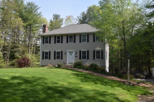 408 County Rd, Rutland, MA 01543 exterior