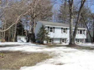 1 Clematis Cir, Concord, NH 03303 exterior