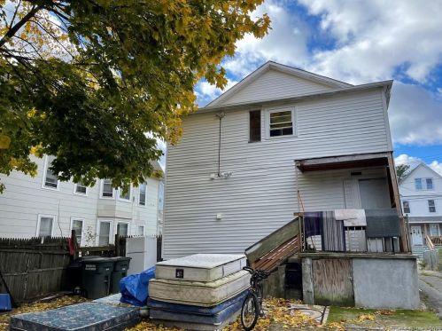 342 Wilmot Ave, Bridgeport, CT 06607 exterior