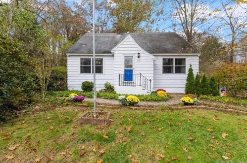 116 Baltic Rd, Norwich, CT 06360 exterior