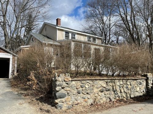32 Oliver St, Athol, MA 01331 exterior