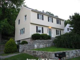 82 Morning Dove Rd, Union City, CT 06770 exterior