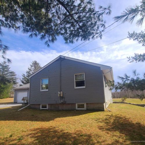 60 Grierson Rd, South Thomaston, ME 04858 exterior