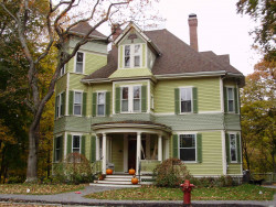 93 Hillside Rd, Newton, MA 02461 exterior