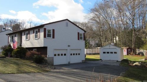 10 Zappula Dr, Torrington, CT 06790 exterior