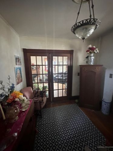 4 Elm Ter, Waterville, ME 04901 exterior