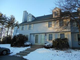 20 Foxmoor Cir, Nashua, NH 03063 exterior