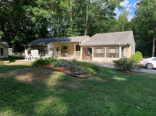 89 Nicholas Dr, Wells, ME 04090 exterior