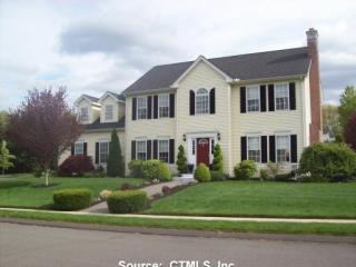 19 Thistle Ln, Bristol, CT 06010 exterior